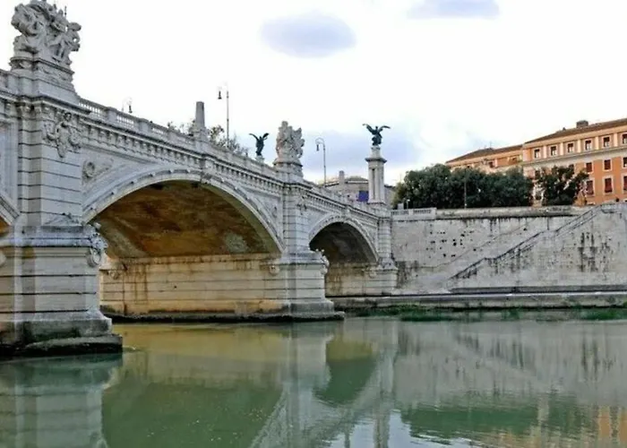 Vittorio Emanuele By Halldis Rome